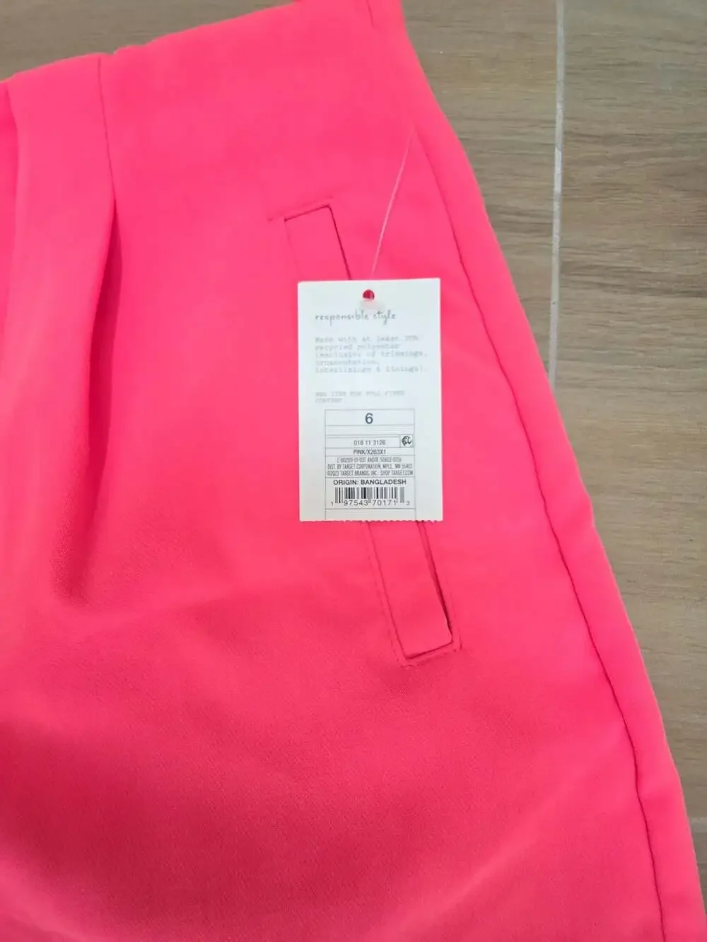 A New Day Women Neon Pink Midi Shorts Size 6